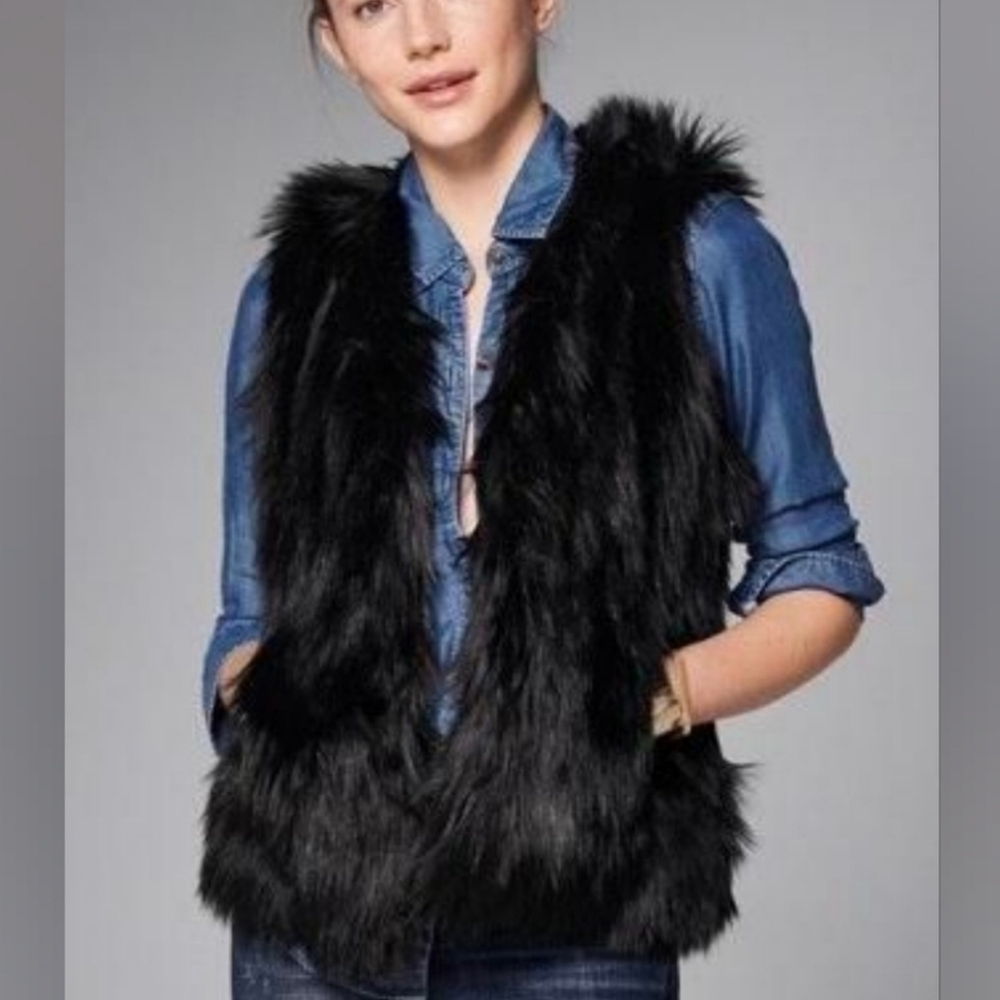 Abercrombie & Fitch Faux Fur Vest Jacket Black with pocket Open Front Sz L